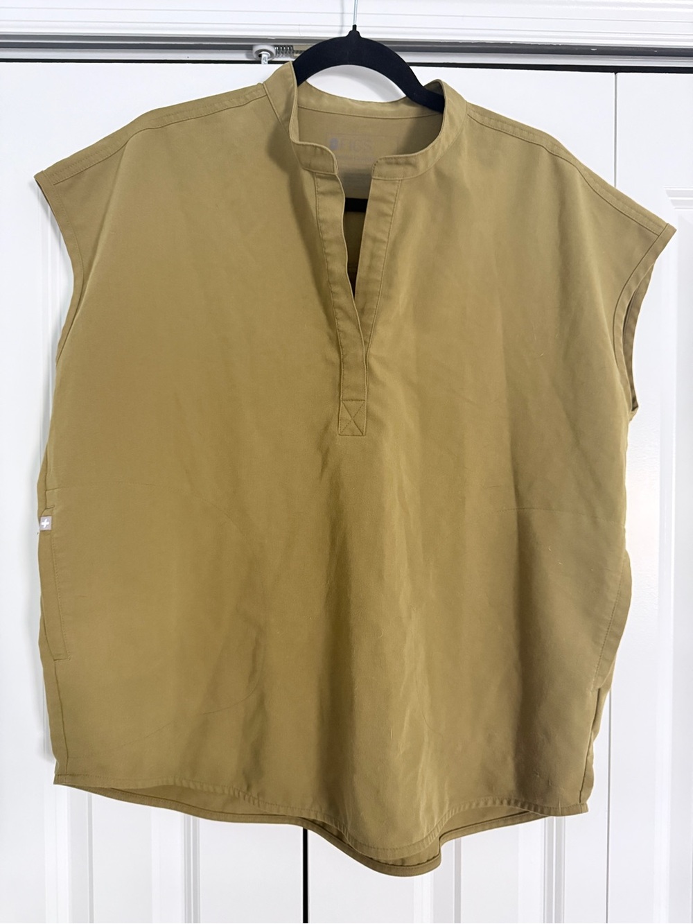 Figs Olive Green/Gold Rafaela Oversized Scrub Top™